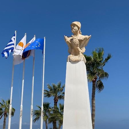 Larnaca Beach Apartment 44 ภายนอก รูปภาพ