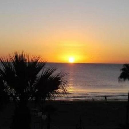 Larnaca Beach Apartment 44 ภายนอก รูปภาพ