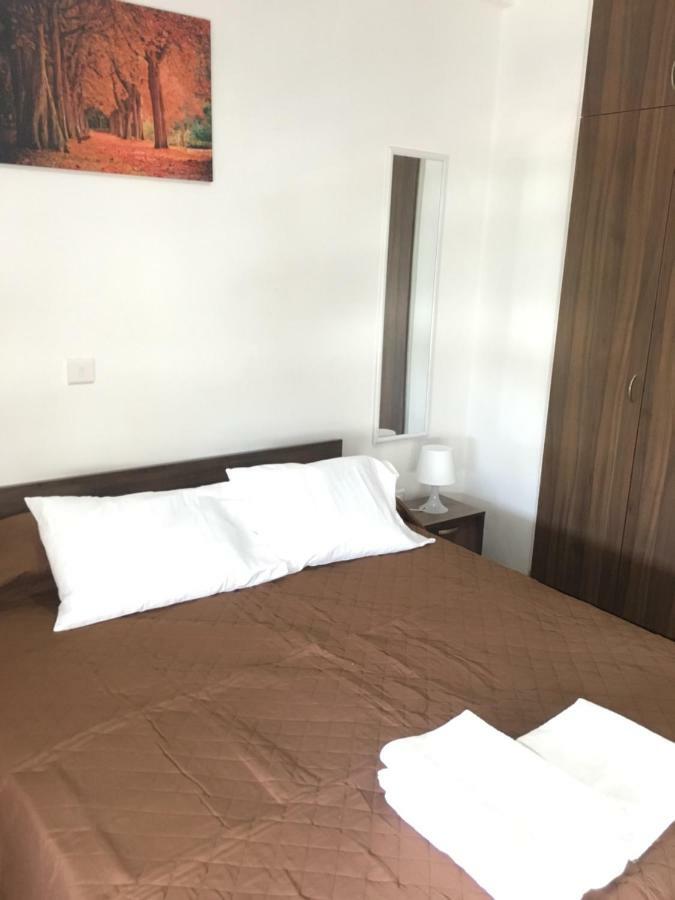 Larnaca Beach Apartment 44 ภายนอก รูปภาพ