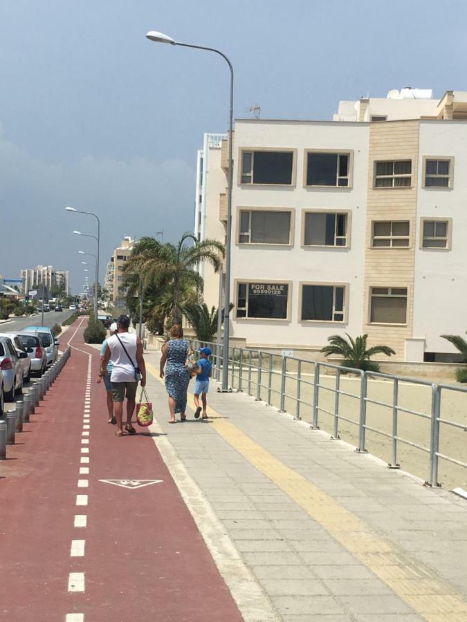 Larnaca Beach Apartment 44 ภายนอก รูปภาพ